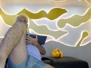 ZeusTrys