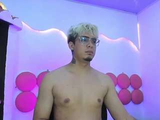 ZeusTrys live cam preview