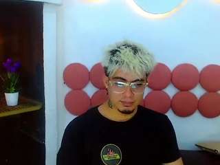 ZeusTrys live cam preview