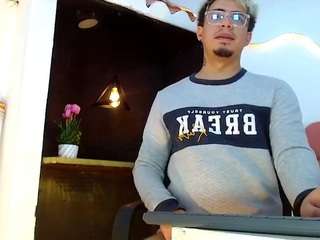 ZeusTrys live cam preview