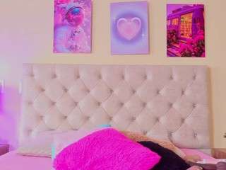 leana-lovings11 live cam preview