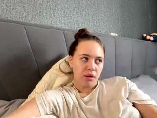Christia live webcam show