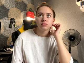 Christia live webcam show