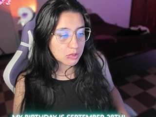 tellmemaddiee