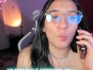 tellmemaddiee