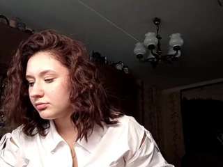 Chloe live webcam show