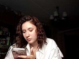 Chloe live webcam show