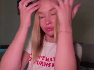 CierraLampel live webcam show