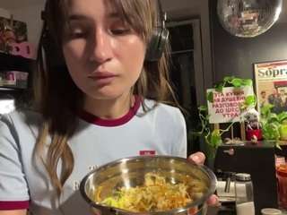 deestechlinski Live Webcam on CamSoda