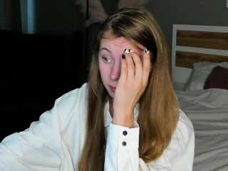 Eda-viks's cam show statistics and live stream