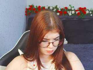 Lexybellewhite's cam show statistics and live stream