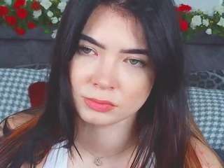 LexyBelleWhite