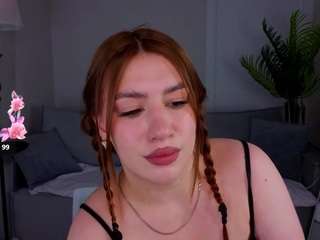 Mary-Forrest live cam preview