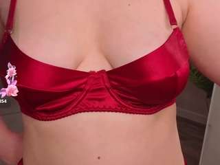 Mary-Forrest live cam preview