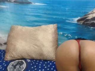 MiniSeduction live webcam show