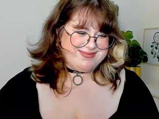le modèle ophelialush est en webcam porno dans un show sur le site camsoda, il possède les tags suivants: brown eyes,cfnm,young adult,teen 18,nonnude,no smoking,no drinking,new,mistress,large tits,joi,glasses,foot fetish,fantasy,domination,dirty talk,curvy,cuckold,cuck,cock rating