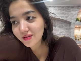 Leila live webcam show
