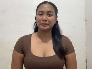 roxiekaub live profile