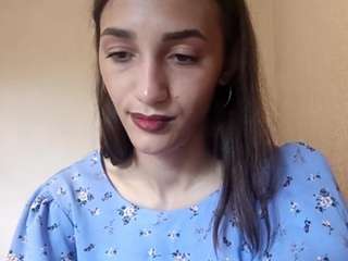 Takishawaite's cam show statistics and live stream
