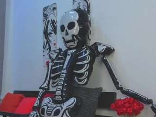 darlia-loran live cam preview