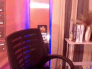 KattieFlirty live webcam show
