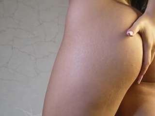 Altessavosss's cam show statistics and live stream