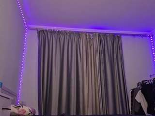 Christiniareburn's live stream