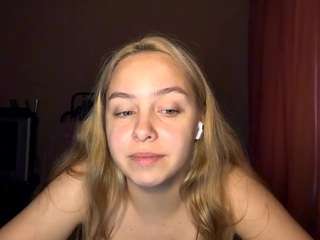 EulahSimoni live cam preview