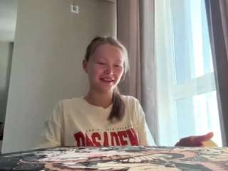 Scarlett live webcam show