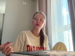 Scarlett live webcam show
