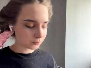 KittieHirkaler live webcam show