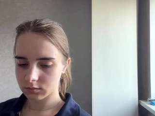 Kittiehirkaler's cam show statistics and live stream