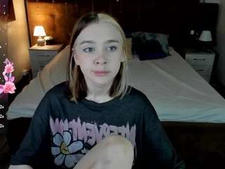 Les-Moonie live webcam show