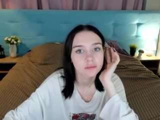 Les-Moonie live cam preview