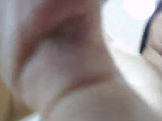 lucia-henao live cam preview