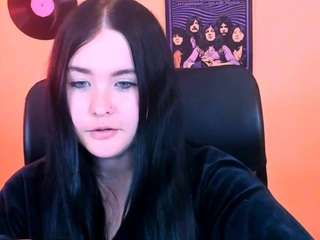 mila-snow1 live webcam show