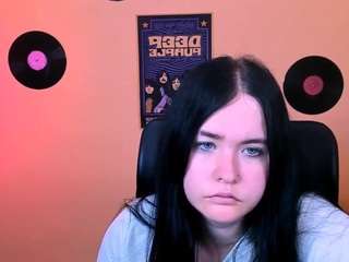 mila-snow1 live webcam show