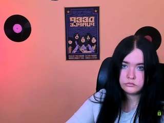 mila-snow1 live webcam show