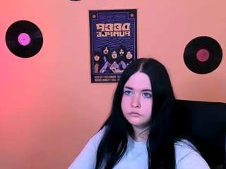 mila-snow1 live webcam show
