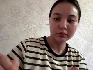 NeomaChristal live webcam show