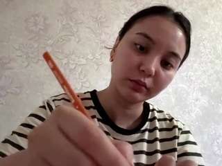 NeomaChristal live webcam show