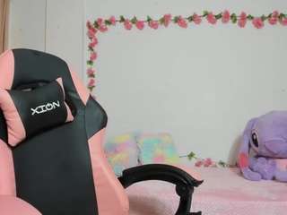 sofi-emiruu's live room