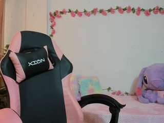 Sofi-Emiruu live webcam show