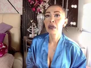 EvelynaGrey