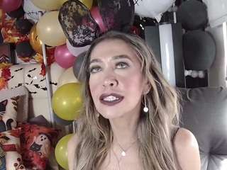 evelynagrey's live room