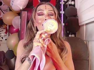 EvelynaGrey