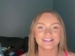 MoonlitCouple live webcam show