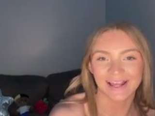 MoonlitCouple live webcam show
