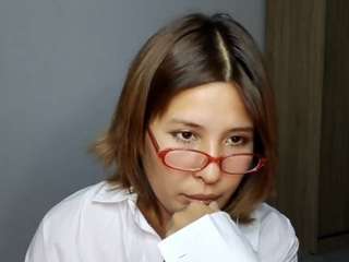 Bettyefusselman's cam show statistics and live stream