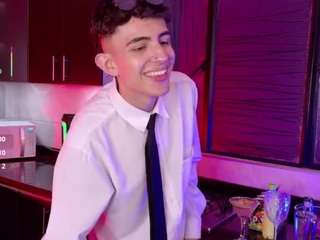 Eithan-wolf live cam preview